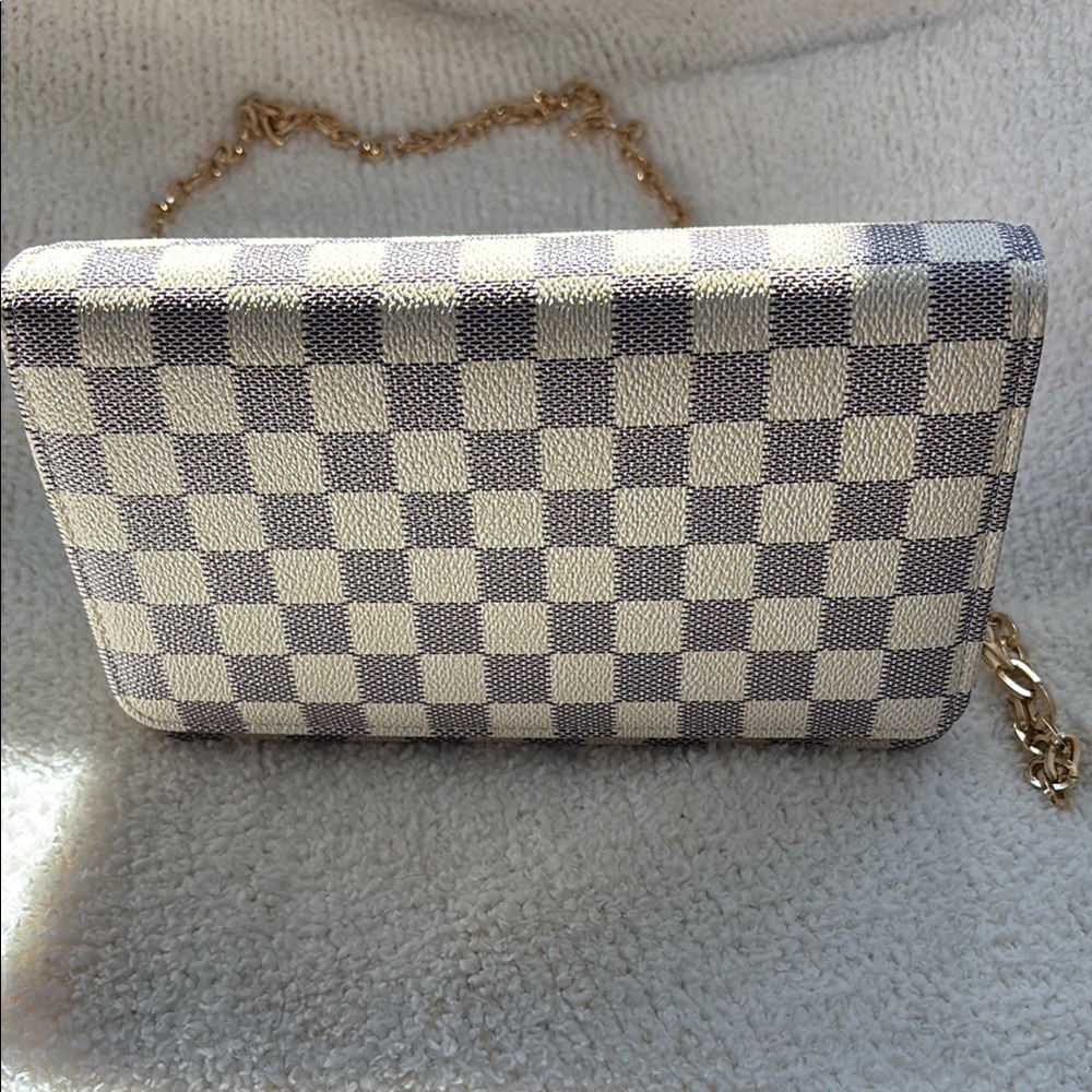 White and Gray Checkered Crossbody Bag with Chain Strap